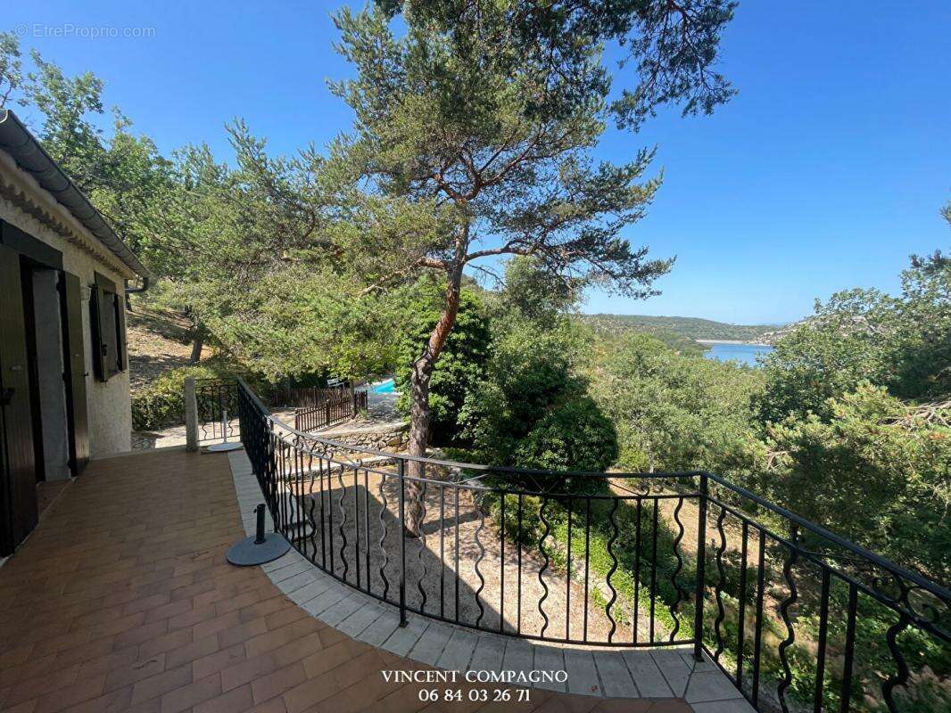 Maison à ESPARRON-DE-VERDON