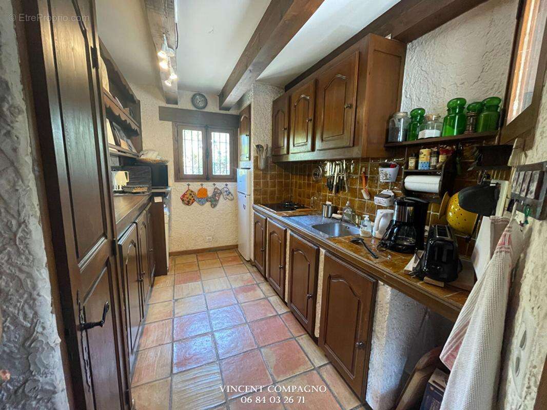 Maison à ESPARRON-DE-VERDON