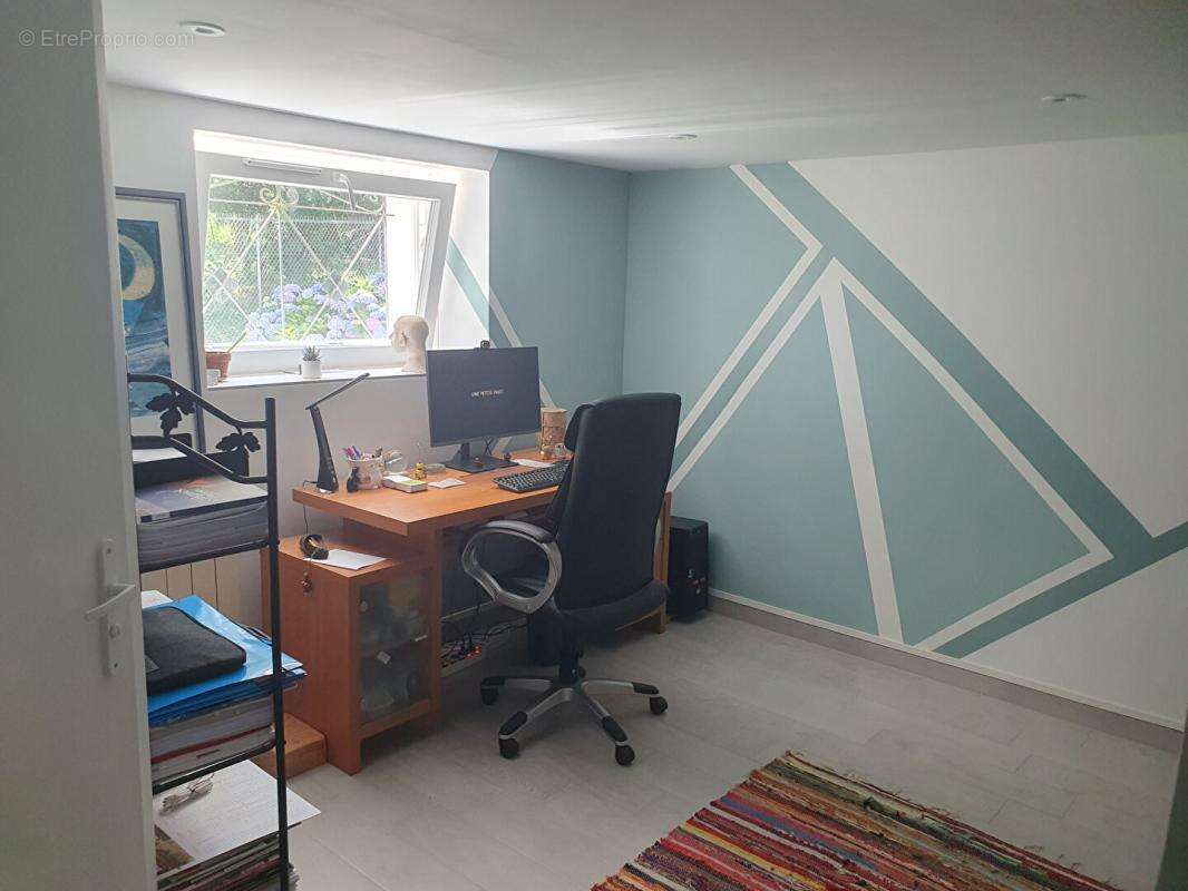 Maison à TERRASSON-LAVILLEDIEU