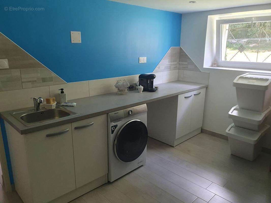 Maison à TERRASSON-LAVILLEDIEU