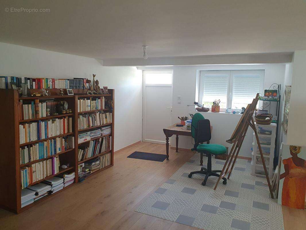 Maison à TERRASSON-LAVILLEDIEU