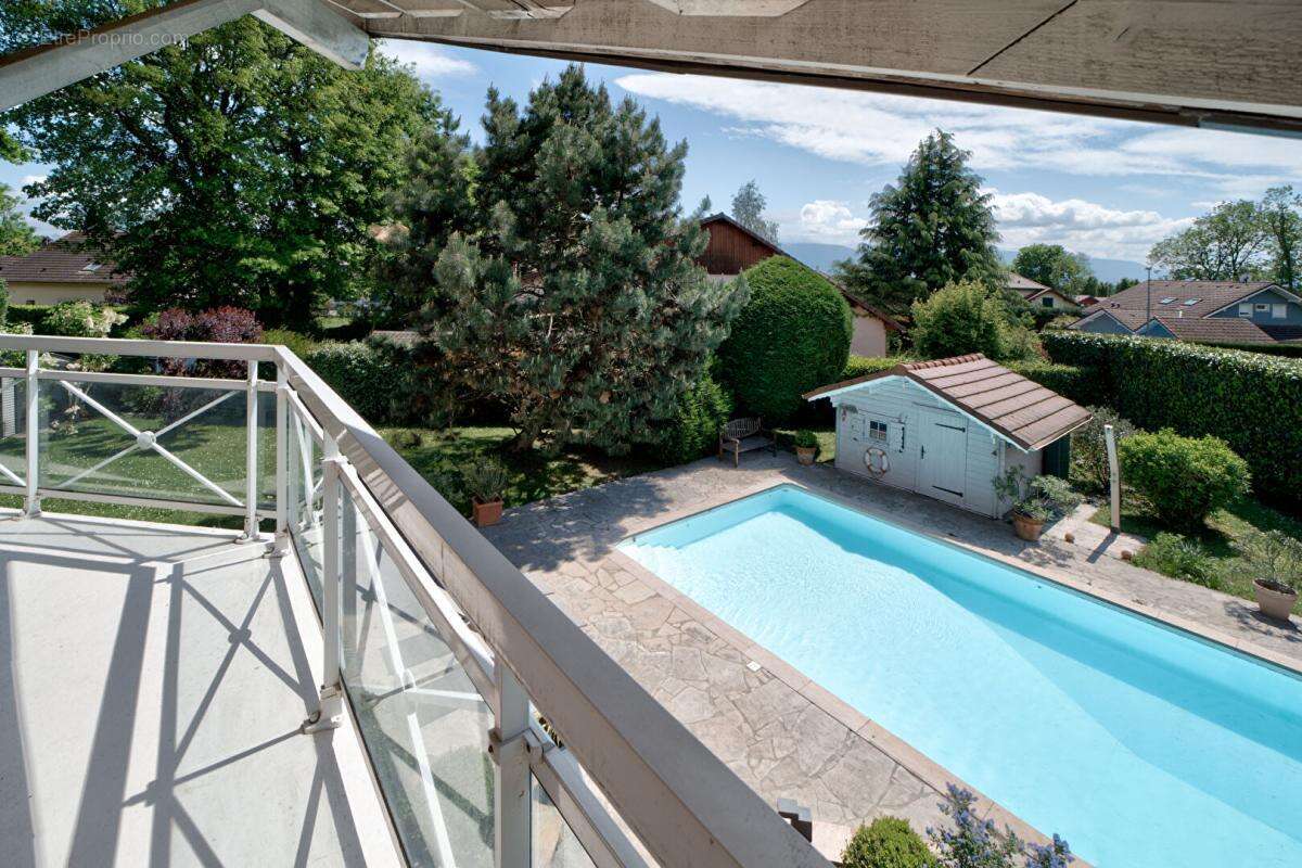 Maison à PREVESSIN-MOENS