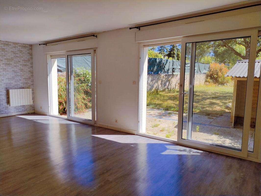 Maison à SAINTE-MAURE-DE-TOURAINE