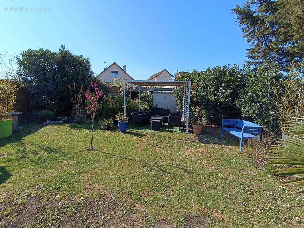 Maison à AUBERGENVILLE