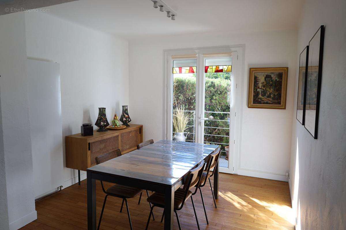 Maison à AUBERGENVILLE