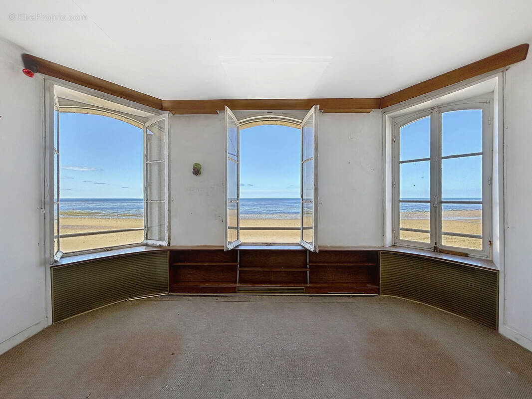 Maison à GRANDCAMP-MAISY