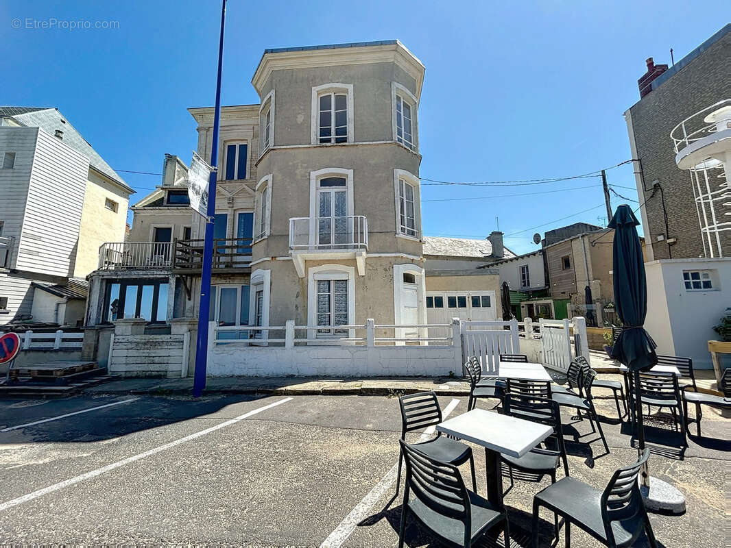 Maison à GRANDCAMP-MAISY