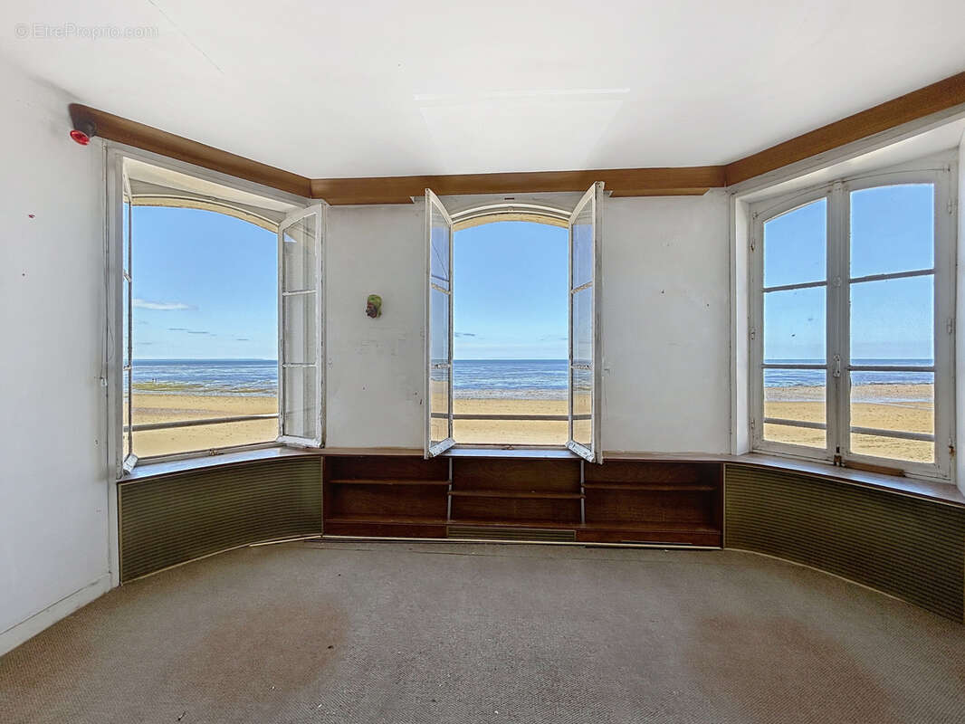 Maison à GRANDCAMP-MAISY