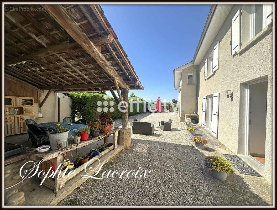 Maison à LENS-LESTANG