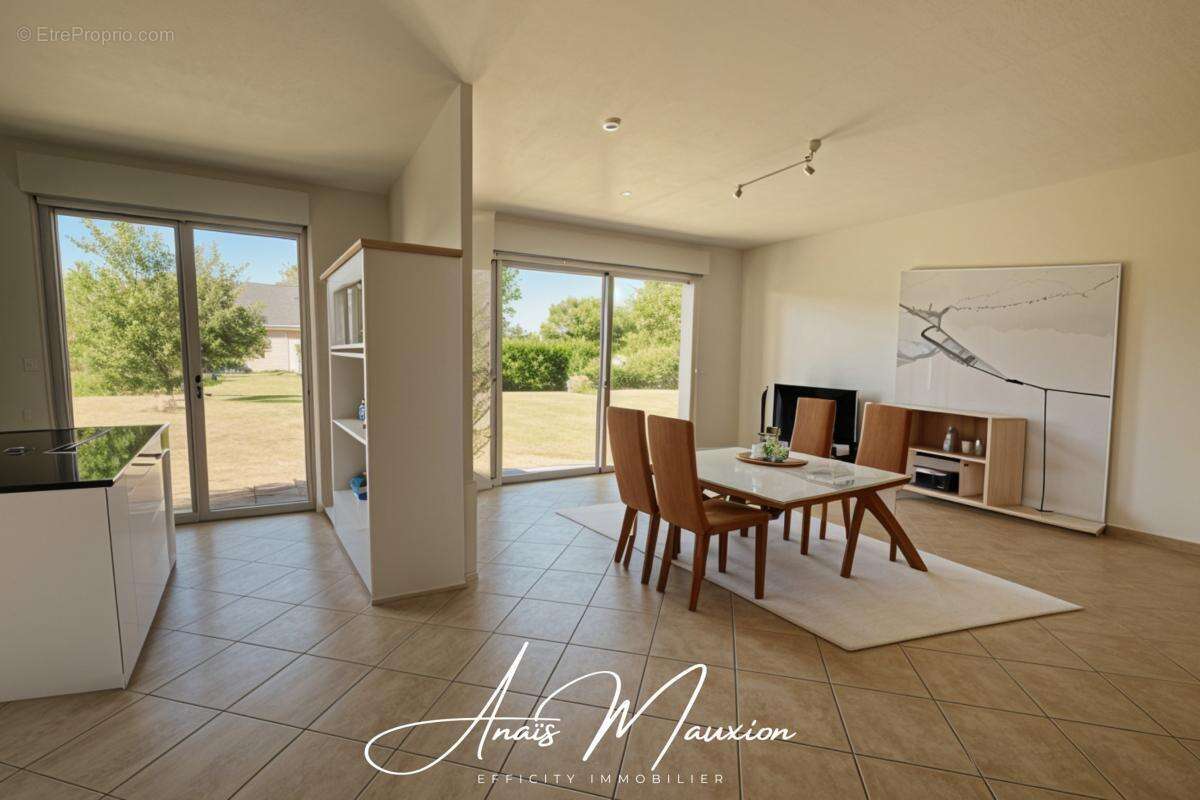 Maison à BEAUFORT-EN-VALLEE