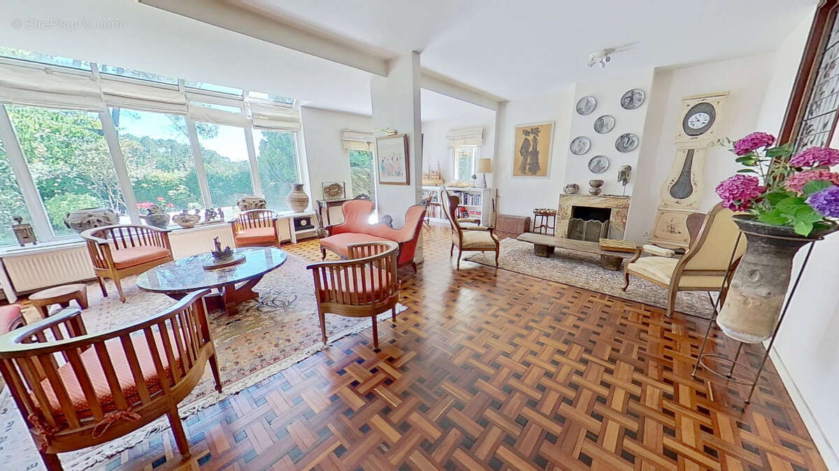 Maison à GUJAN-MESTRAS