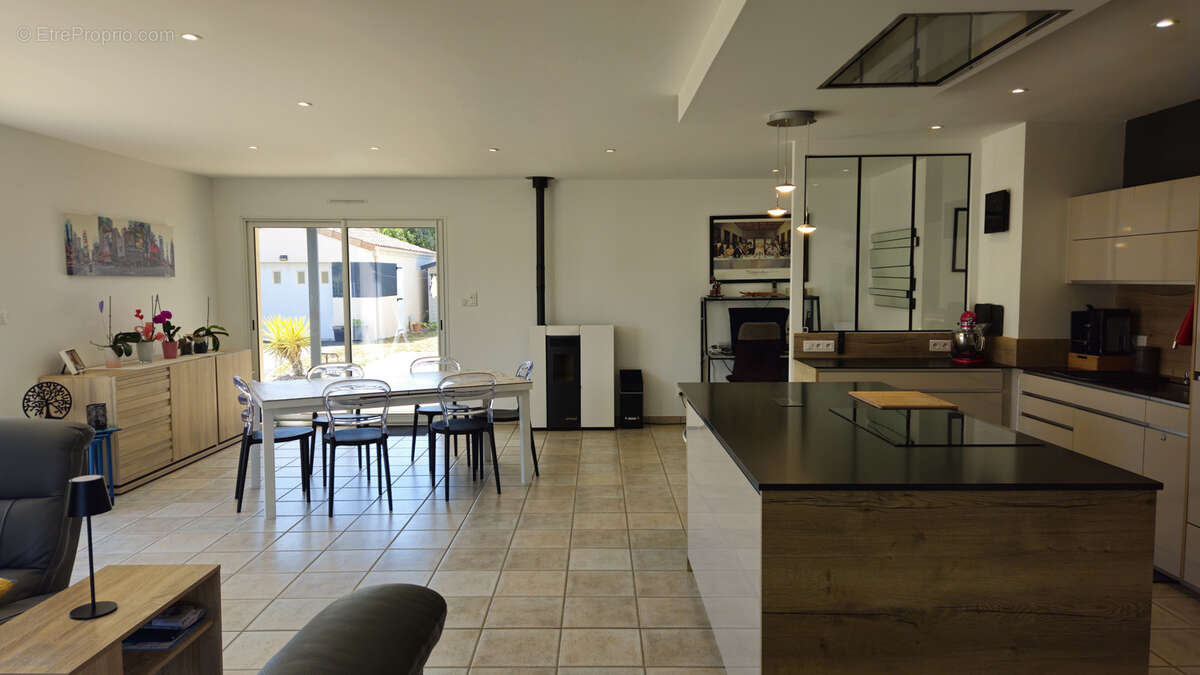 Maison à NOTRE-DAME-DE-MONTS