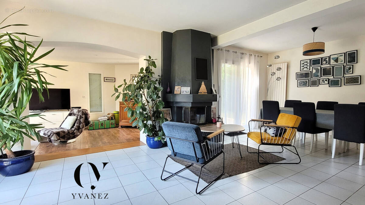 Maison à CHATEAUGIRON