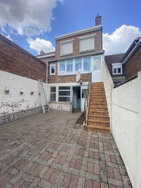 Maison à HAZEBROUCK