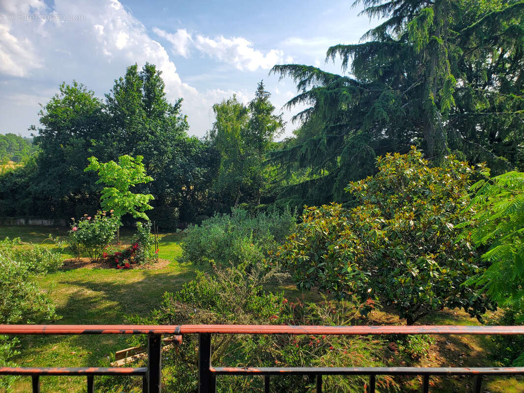 Maison à LA ROUXIERE