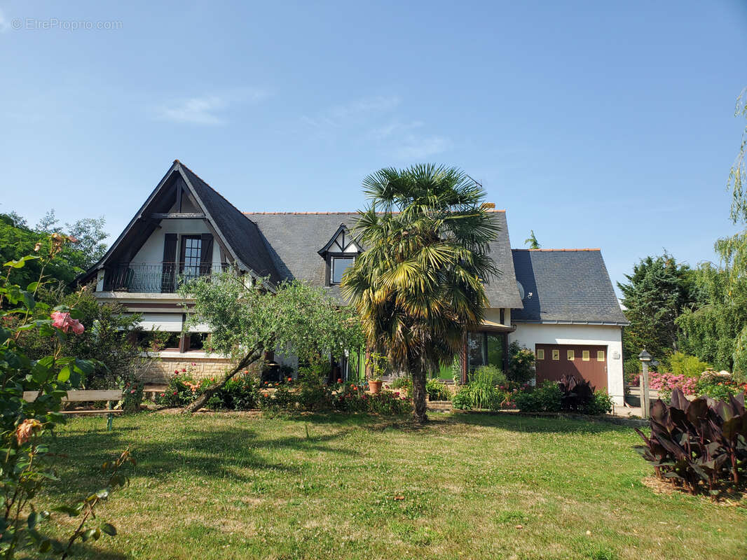 Maison à LA ROUXIERE