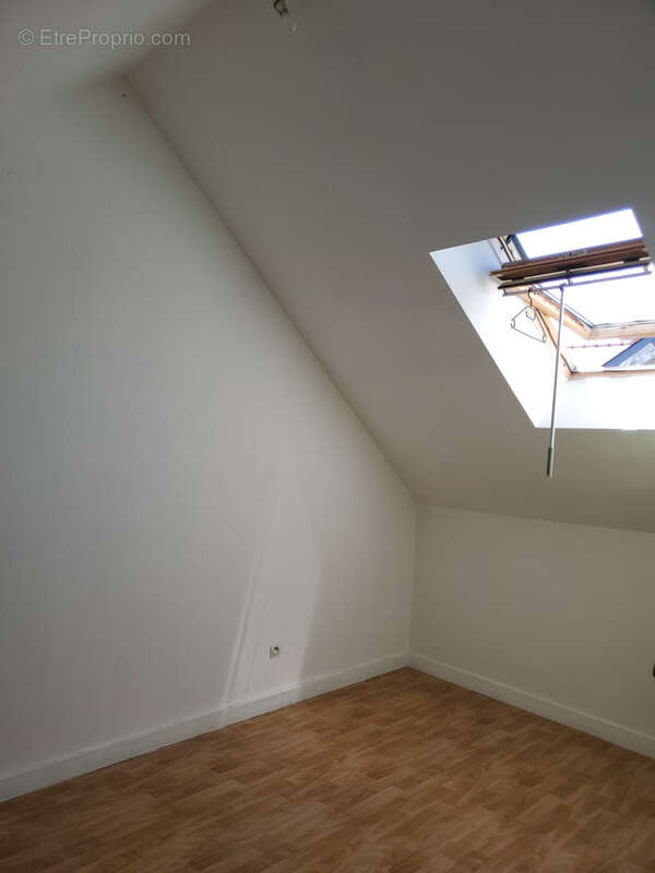 Maison à MONTRELAIS