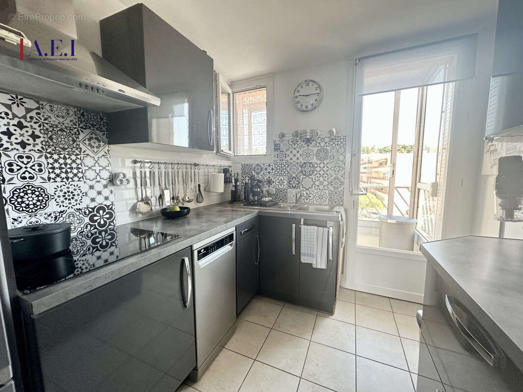 Appartement à SANARY-SUR-MER