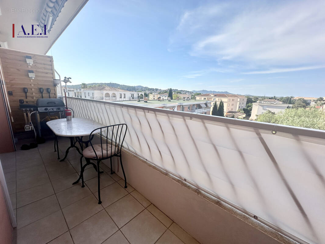Appartement à SANARY-SUR-MER