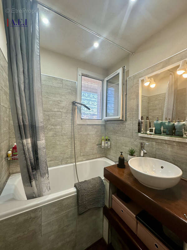 Appartement à SANARY-SUR-MER