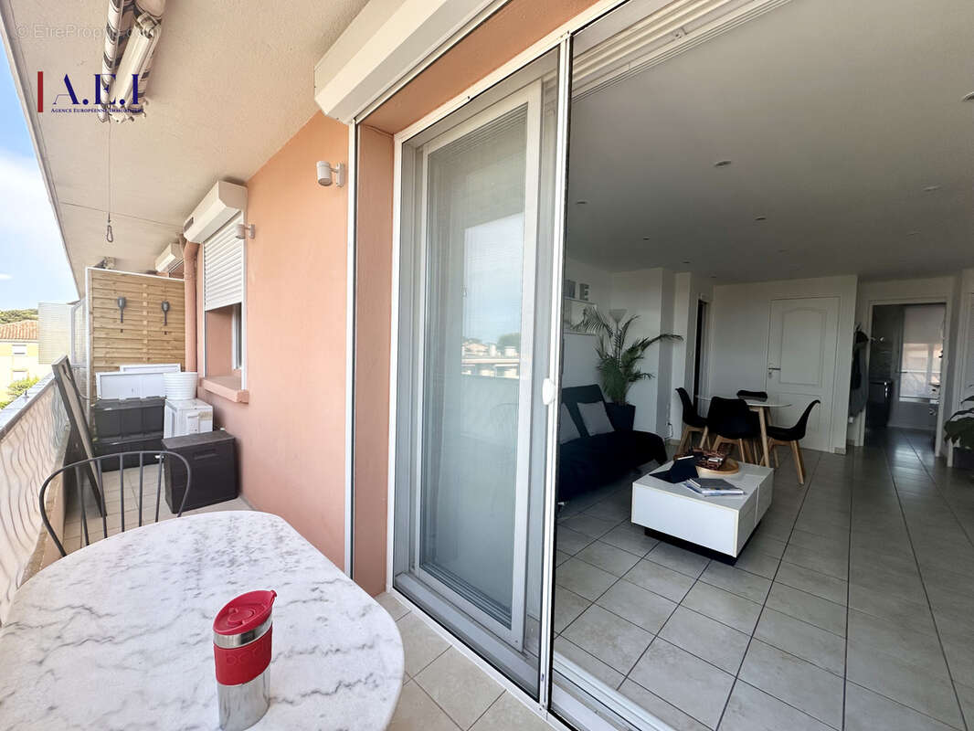 Appartement à SANARY-SUR-MER