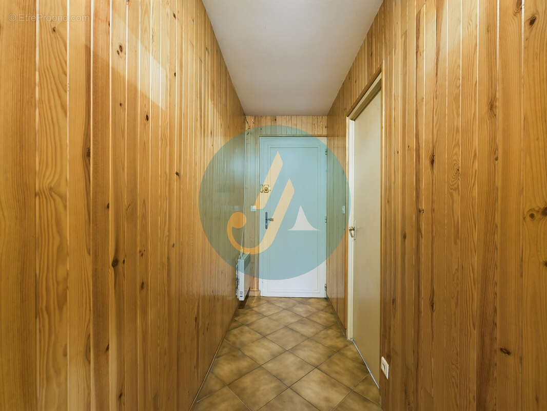 Maison à SAINT-PRIVE