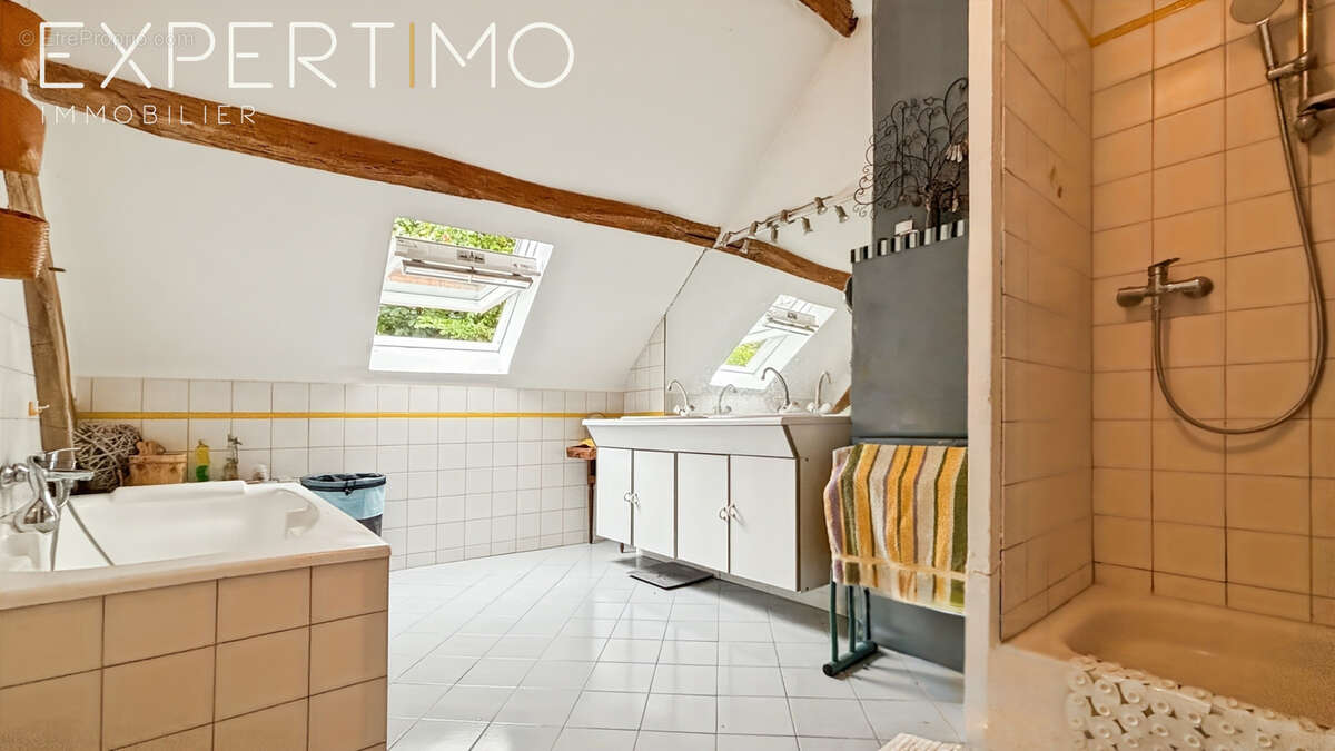 Maison à CHALO-SAINT-MARS