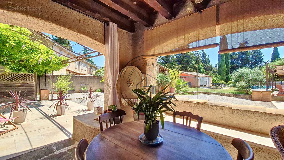 Maison à CHEVAL-BLANC