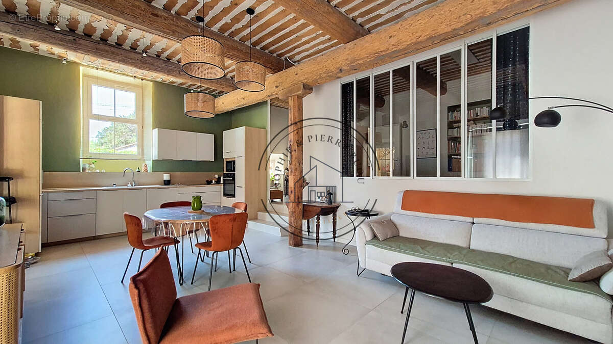 Maison à CHEVAL-BLANC