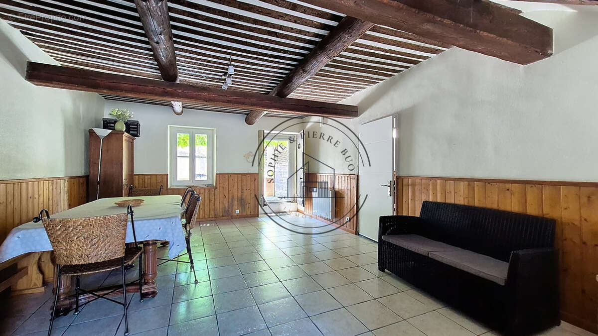 Maison à CHEVAL-BLANC