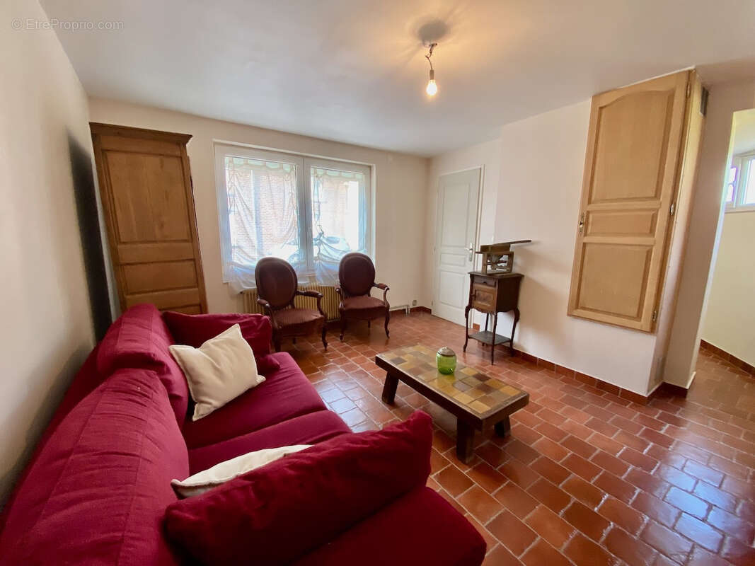 Maison à BOULOGNE-SUR-HELPE