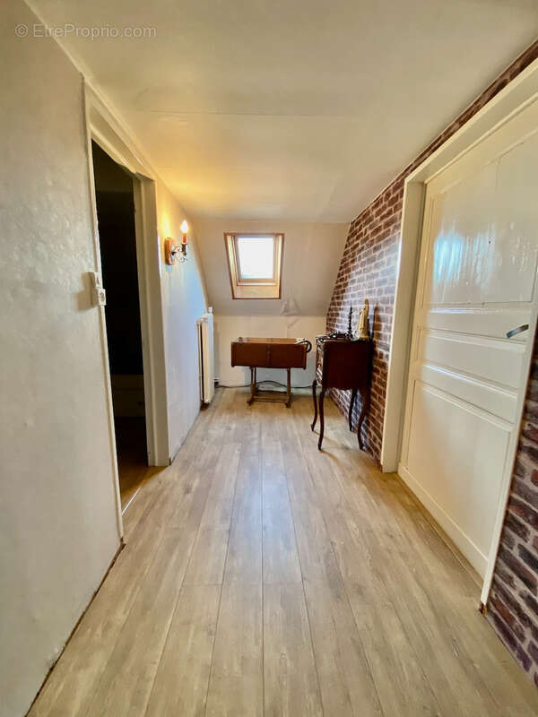 Maison à BOULOGNE-SUR-HELPE