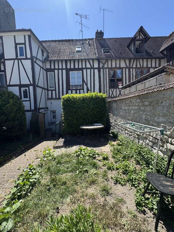 n°4 - Maison à VERNON