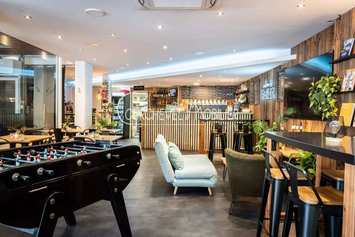 Commerce à BRIDES-LES-BAINS