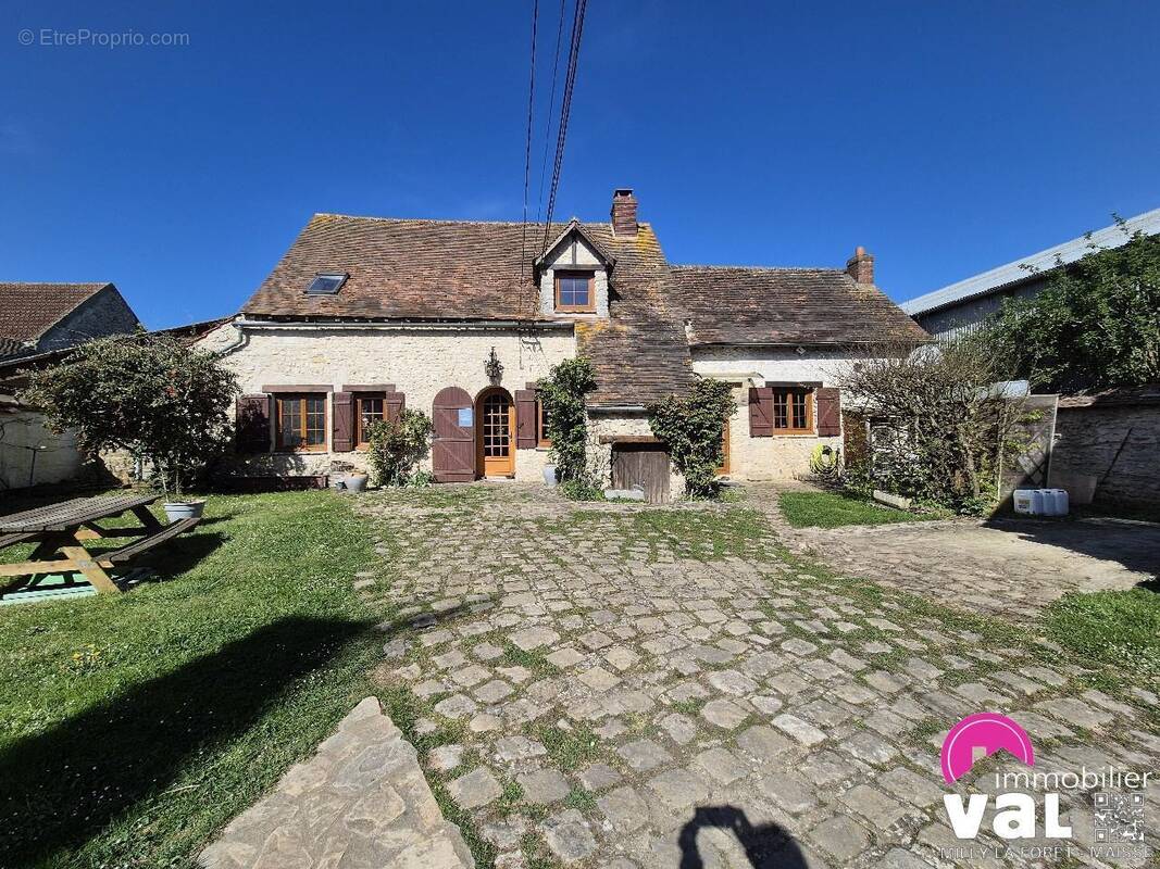 Maison à MILLY-LA-FORET