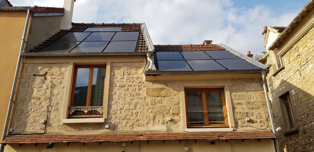 Maison à MAURECOURT