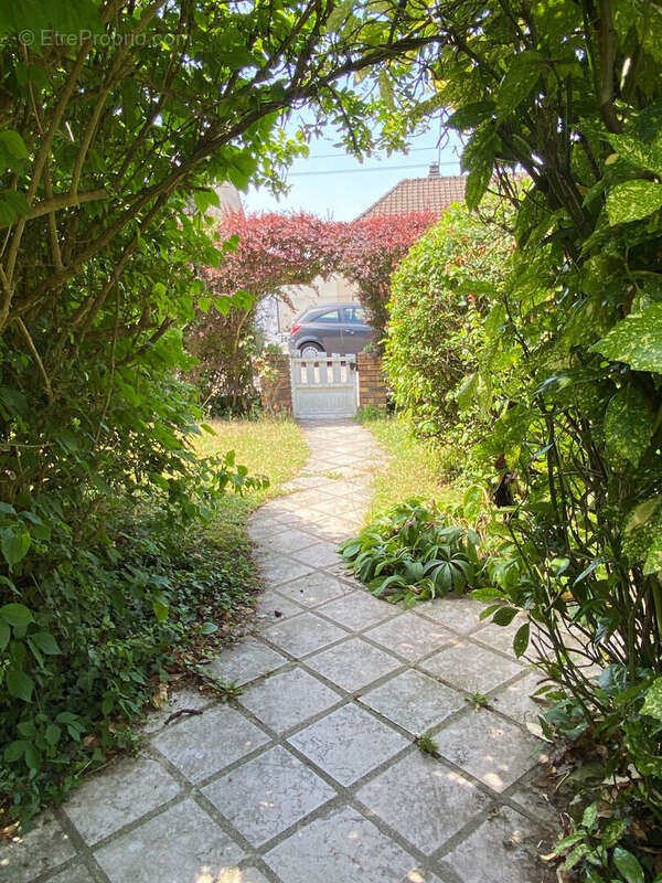 Maison à CREPY-EN-VALOIS