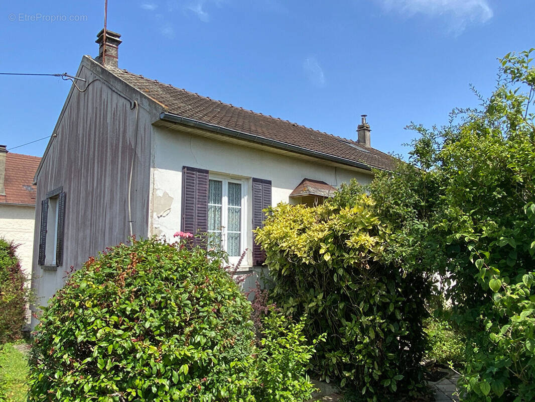 Maison à CREPY-EN-VALOIS