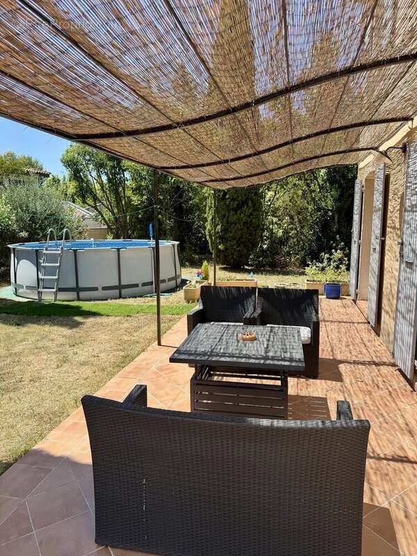 Maison à PELISSANNE