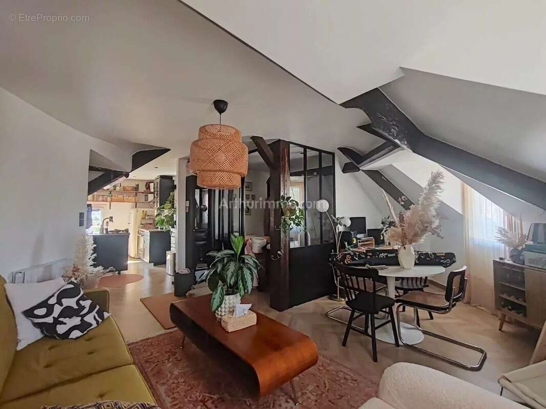 Appartement à VILLENEUVE-SAINT-GEORGES