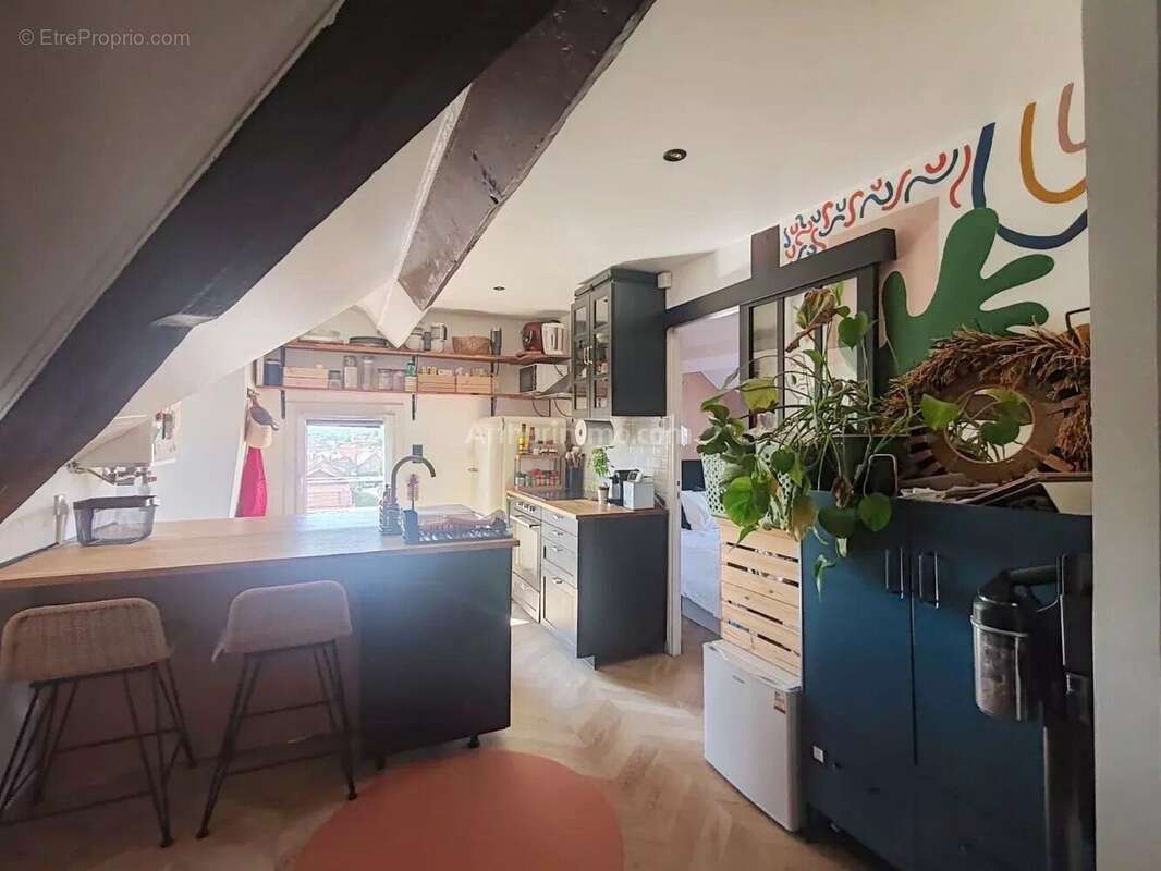 Appartement à VILLENEUVE-SAINT-GEORGES