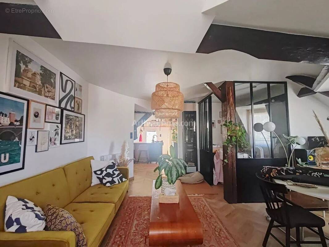 Appartement à VILLENEUVE-SAINT-GEORGES