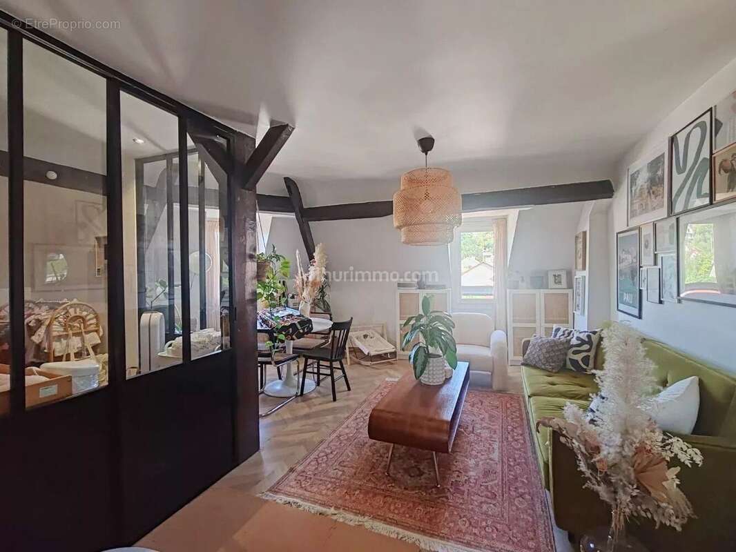 Appartement à VILLENEUVE-SAINT-GEORGES