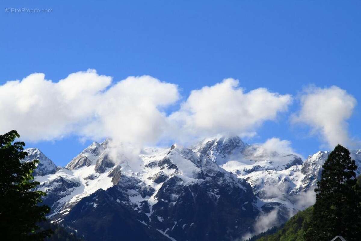 Commerce à ANTIGNAC