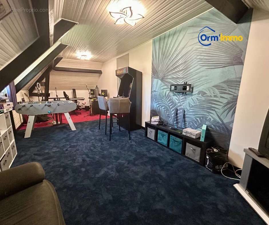 Maison à ROZIERES-EN-BEAUCE