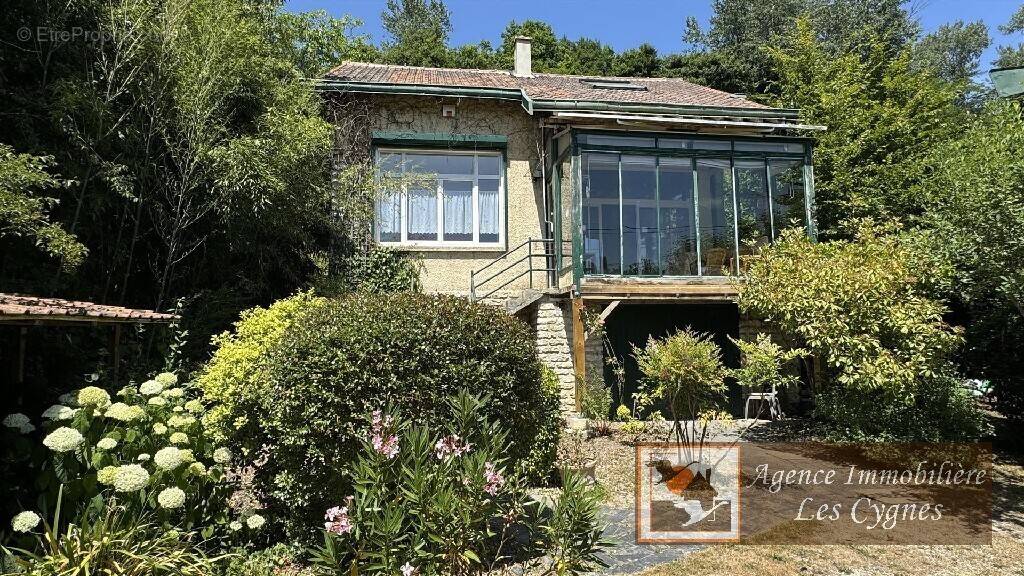 Maison à CHARTRETTES