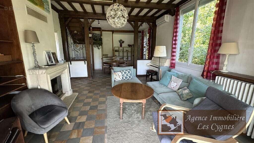 Maison à CHARTRETTES