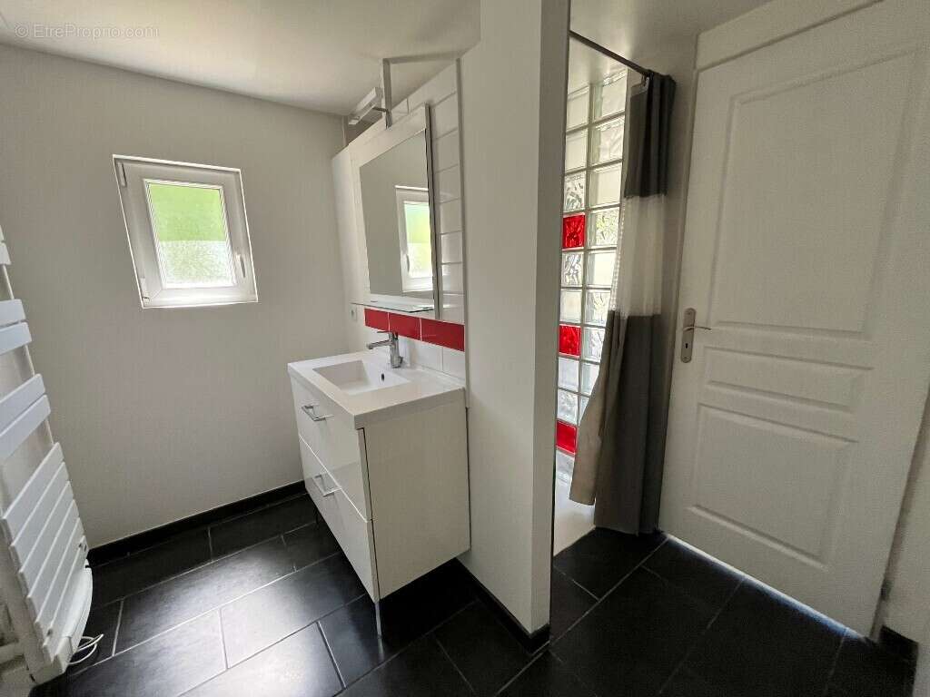 Maison à CHAUMONT-SUR-THARONNE