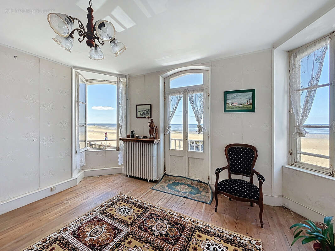 Maison à GRANDCAMP-MAISY