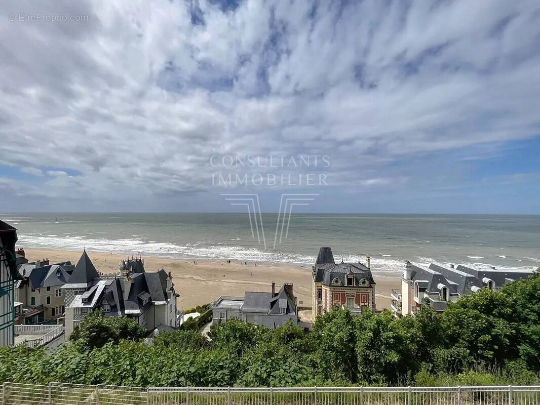 Appartement à TROUVILLE-SUR-MER